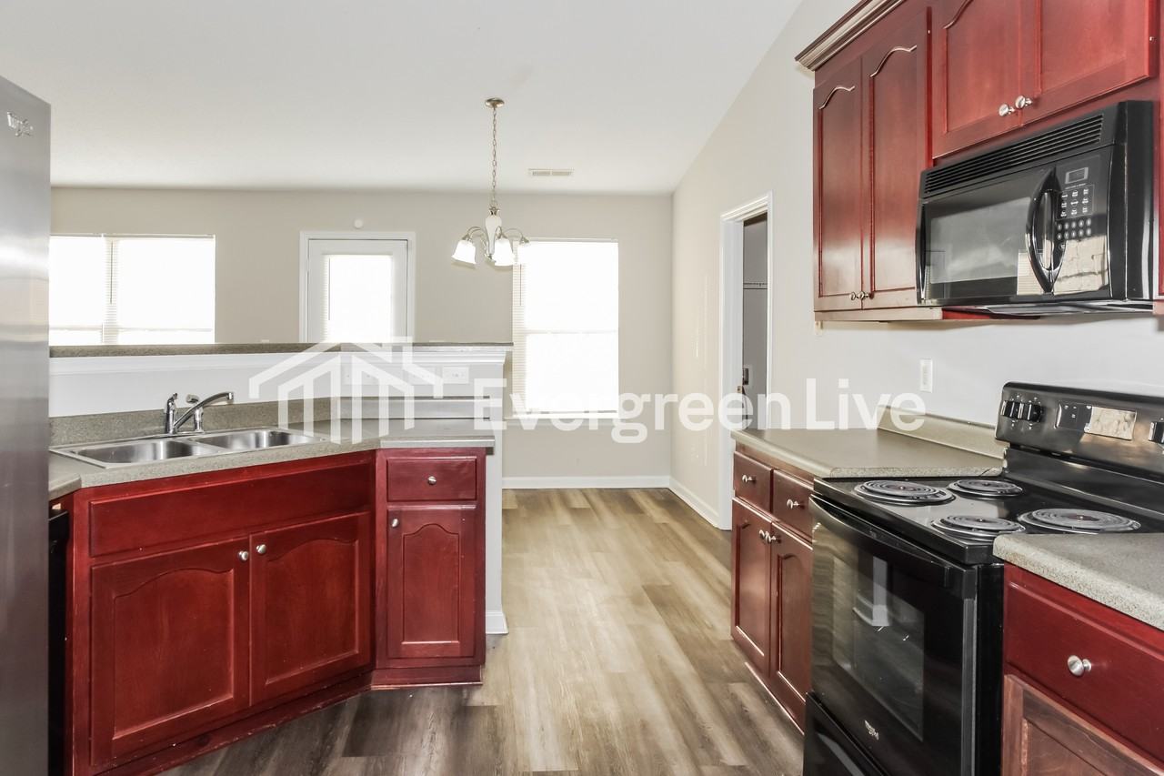 102 Bayside Ln - Photo 6 of 15