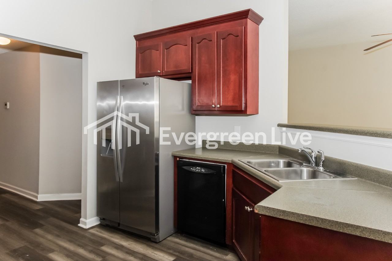 102 Bayside Ln - Photo 7 of 15