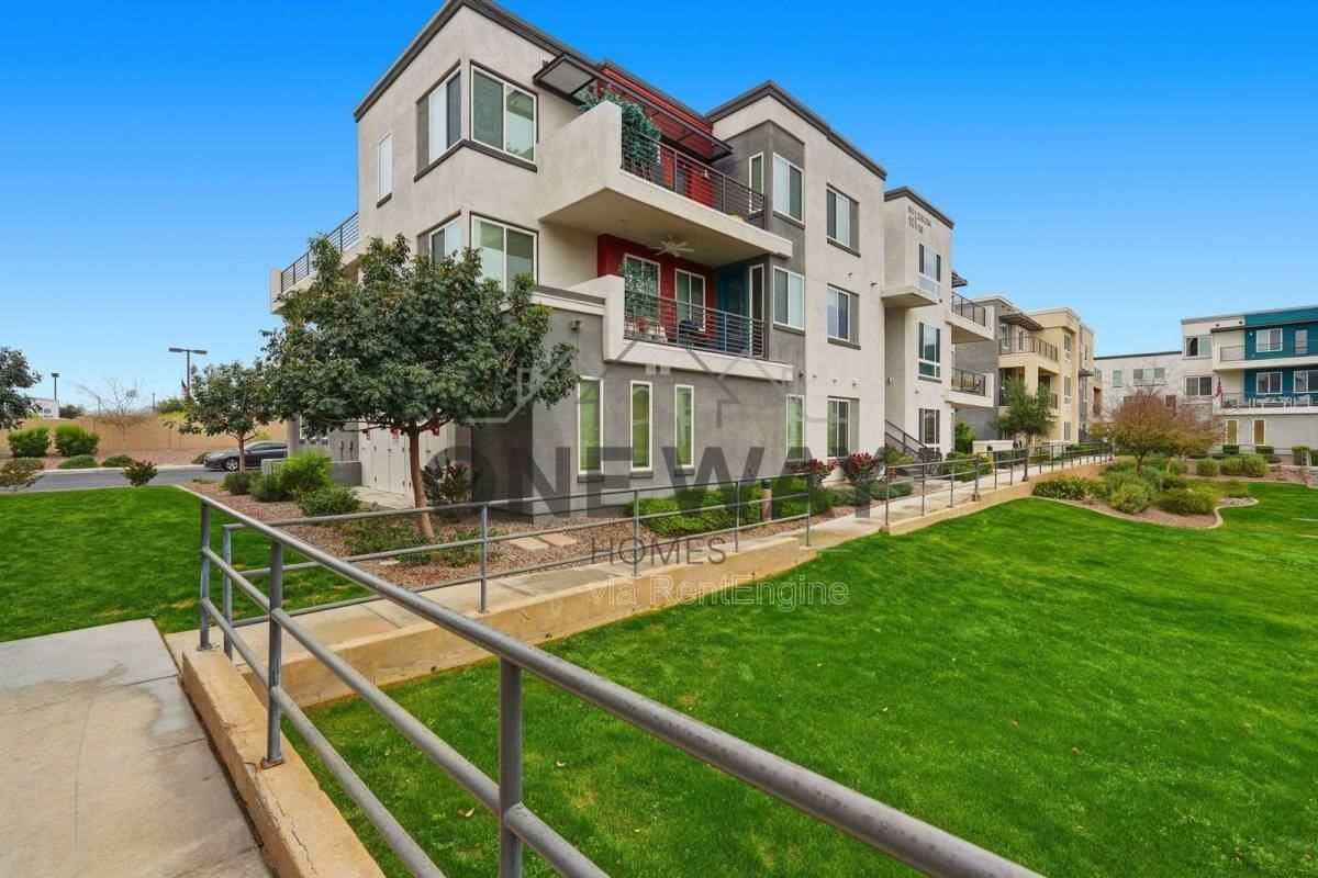 1250 N Abbey Ln #237