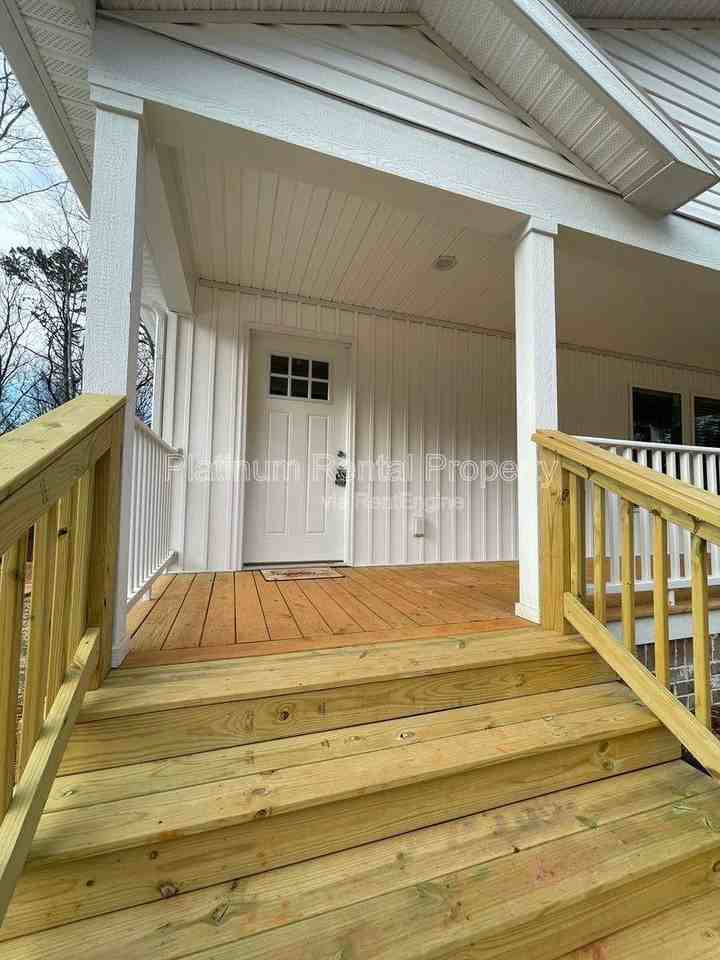3811 Cagle Rd - Photo 3 of 10