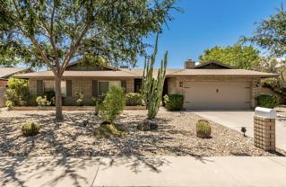 2113 E Pebble Beach Dr - Photo 1 of 1