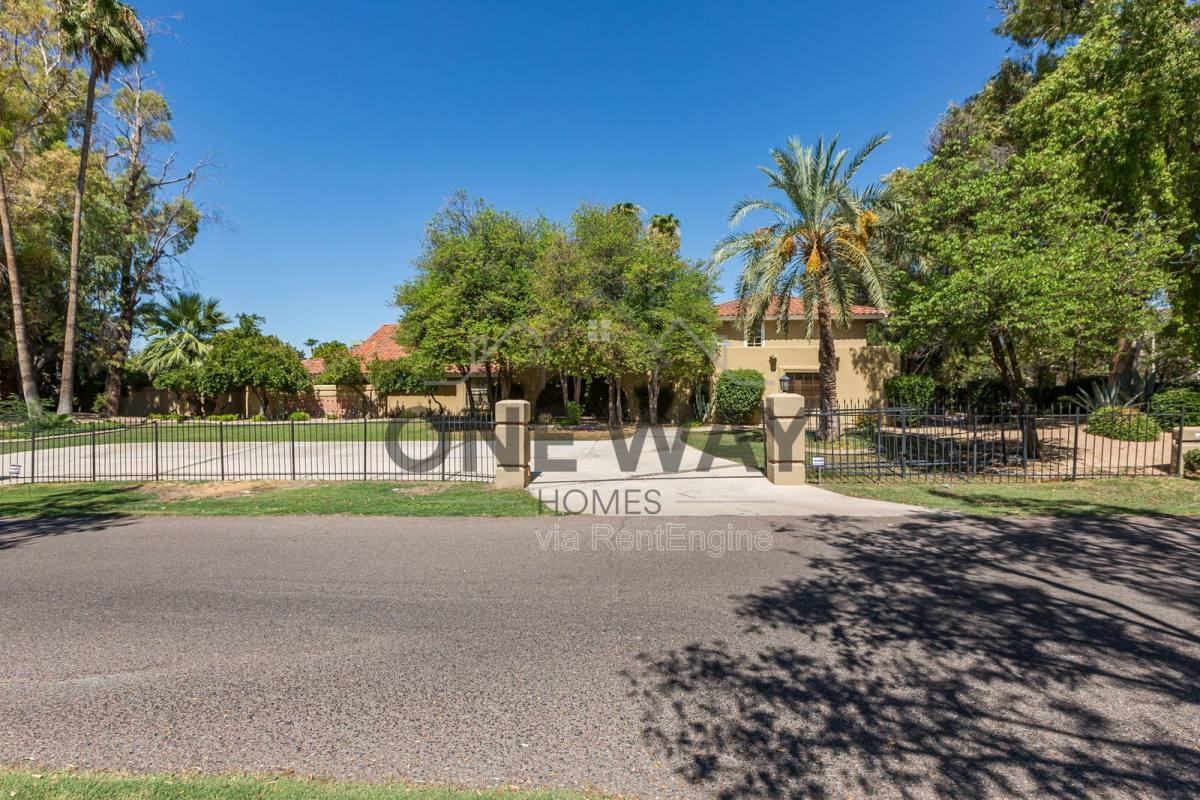 49 Biltmore Est - Photo 3 of 10