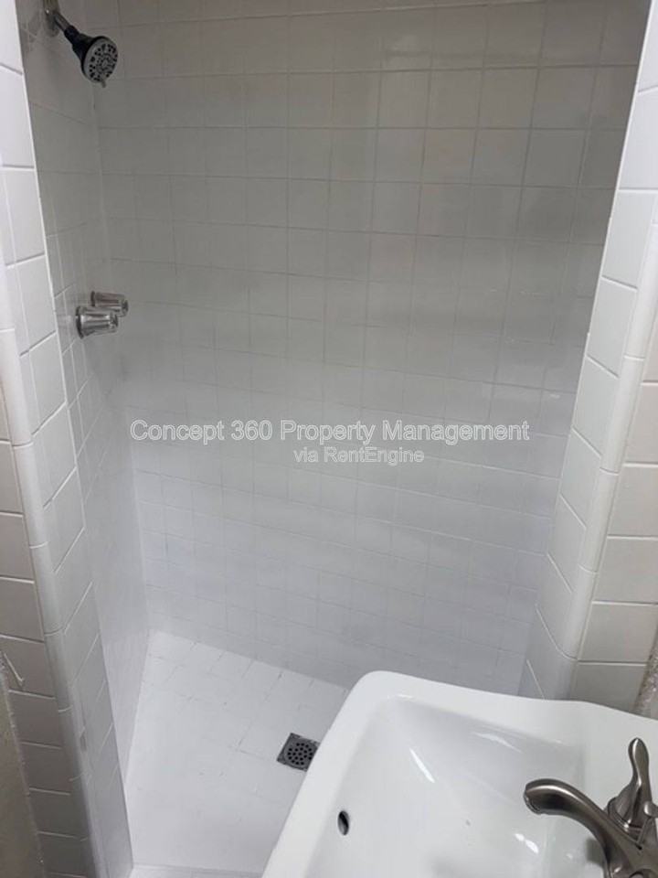 803 Magnolia Ave #3 - Photo 7 of 10