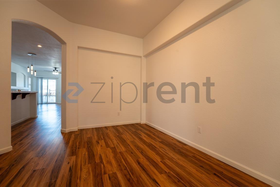 7421 Earlsmoore Dr - Photo 6 of 48