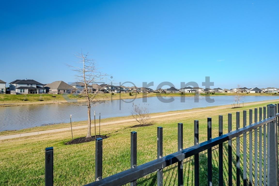 23522 Persimmon Creek Ln - Photo 5 of 42