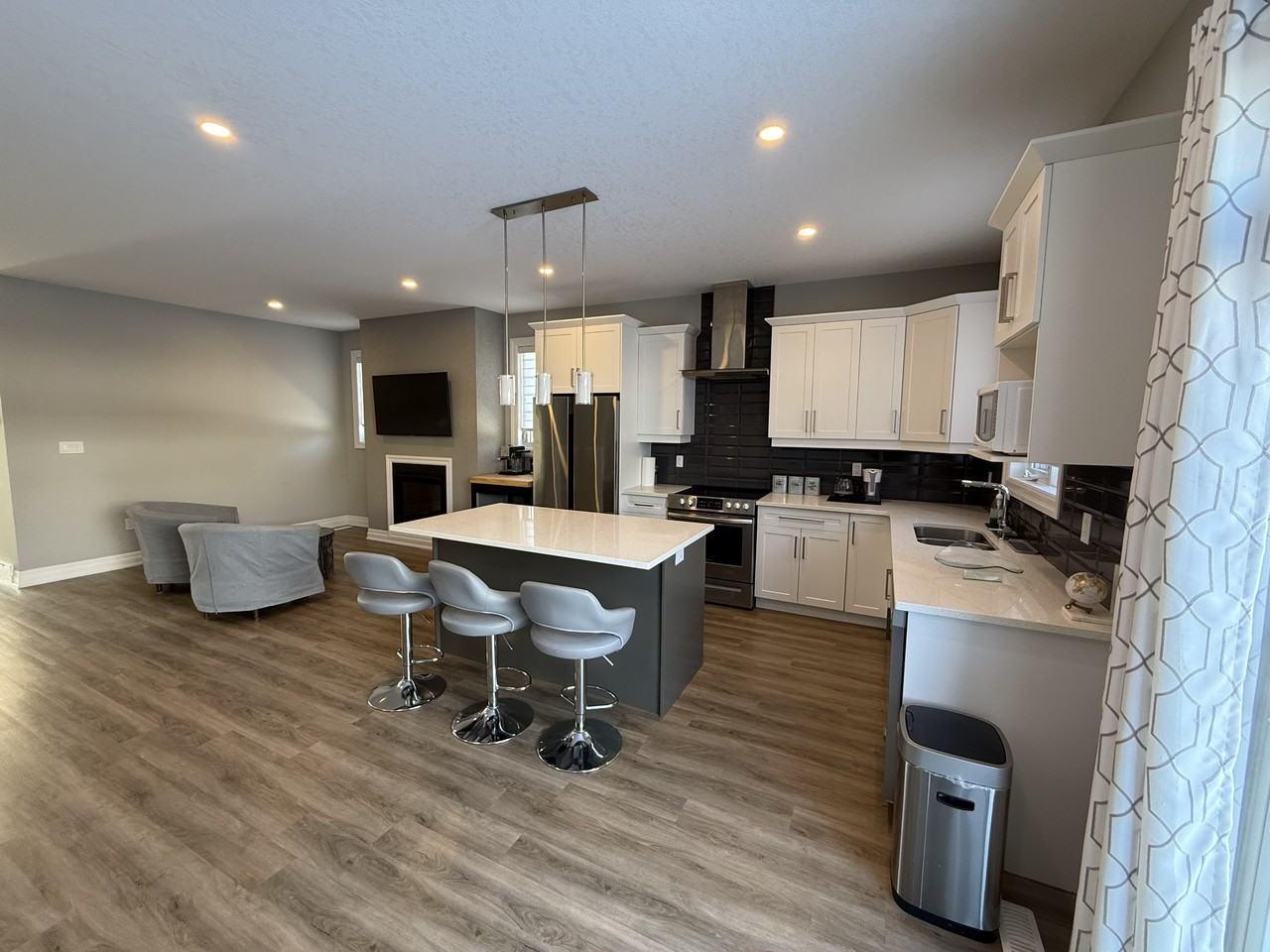 9627 Glendon Dr - Photo 6 of 18