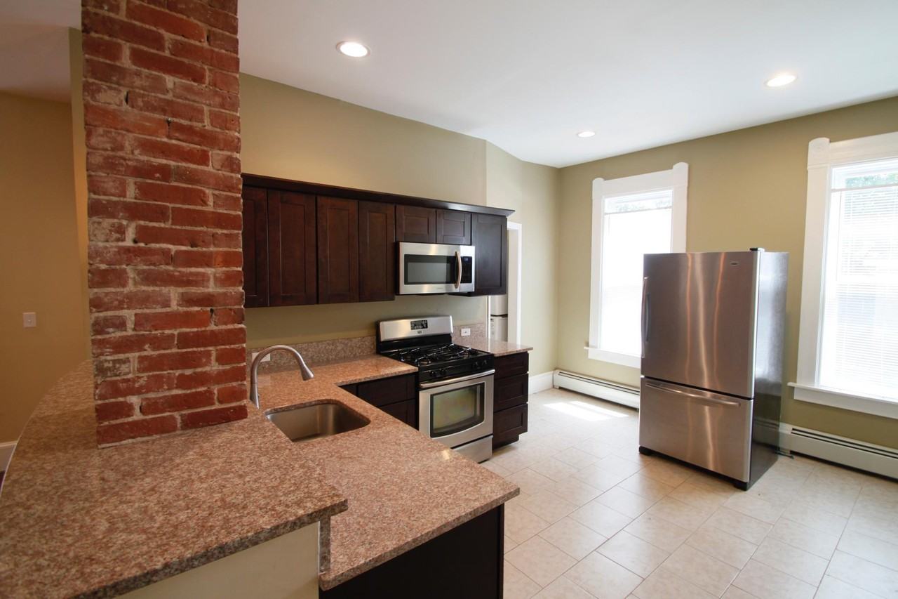 64 Chapin Ave #2 - Photo 4 of 4