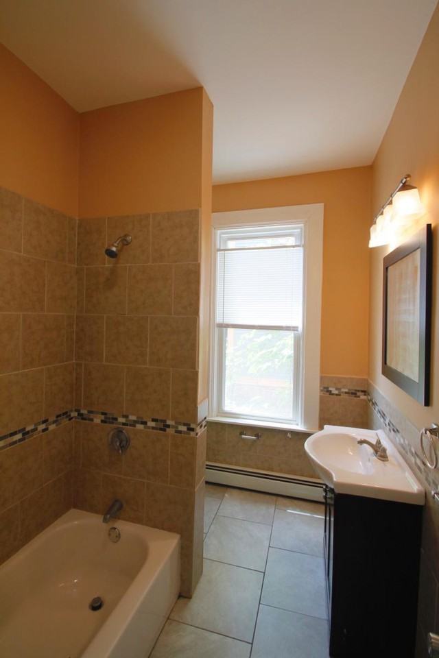 64 Chapin Ave #2 - Photo 3 of 4