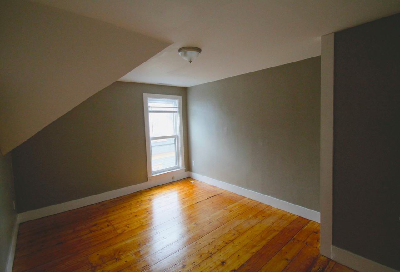 64 Chapin Ave #3 - Photo 2 of 6