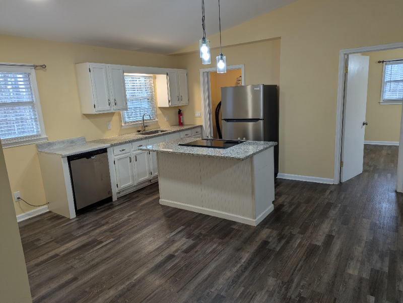 858 Mann Rd - Photo 7 of 16