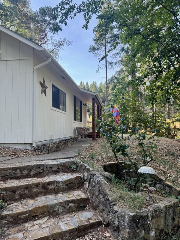 2633 Crystal Springs Rd - Photo 4 of 20