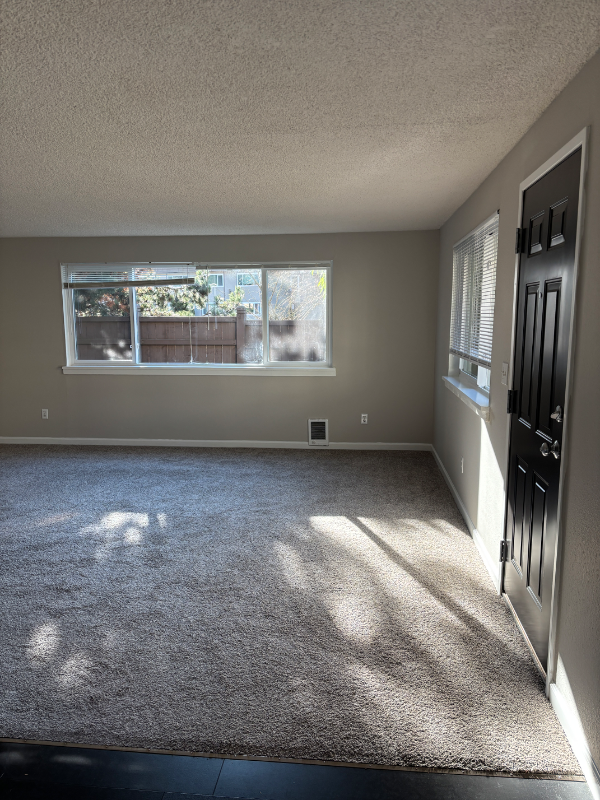 1620 S Kent Des Moines Rd #A - Photo 7 of 14