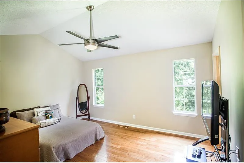 5653 Bay Island Cay Nw - Photo 6 of 11