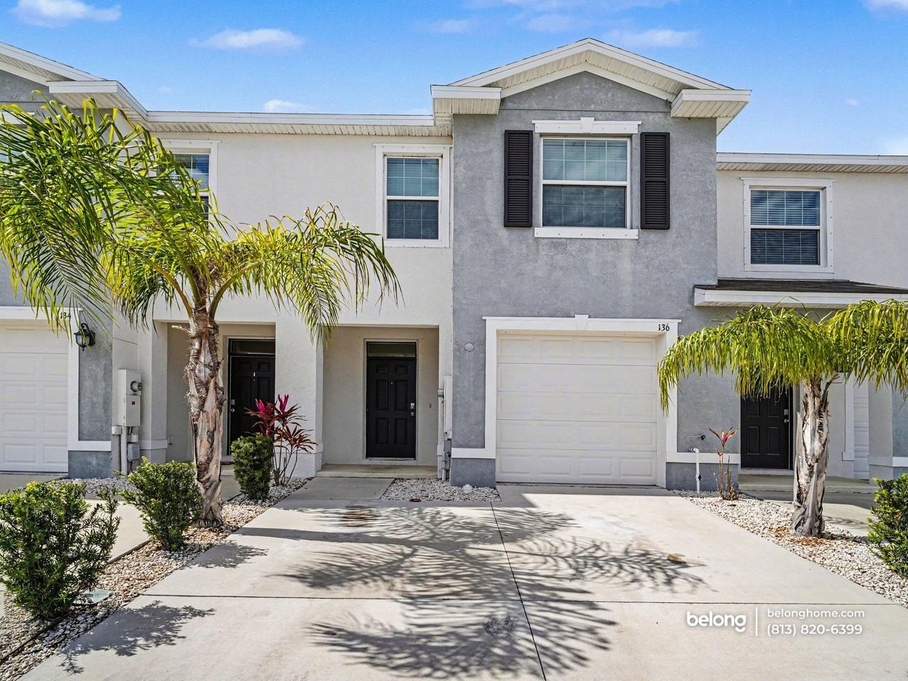 136 Mangrove Shade Cir - Photo 2 of 20