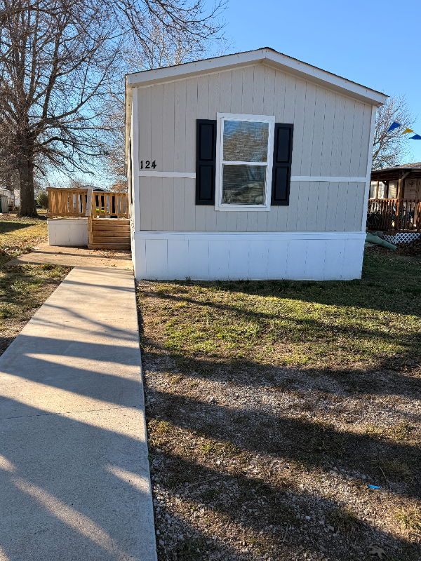 124 Pruitt St - Photo 2 of 15