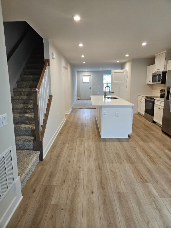 18353 Centennial Cir - Photo 3 of 19