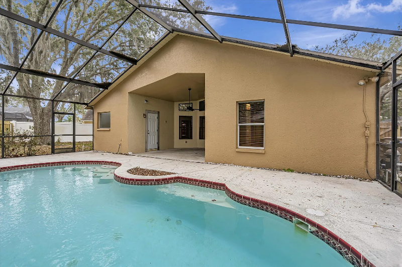 24139 Twin Ct - Photo 4 of 20