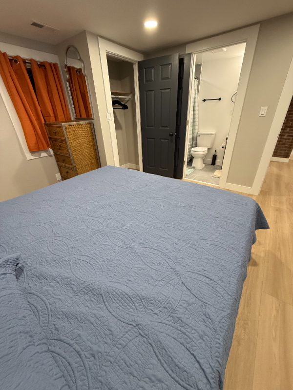 2327 Jackson St #2 - Photo 5 of 20