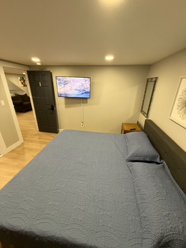 2327 Jackson St #2 - Photo 6 of 20