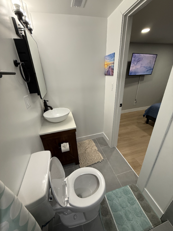 2327 Jackson St #2 - Photo 7 of 20