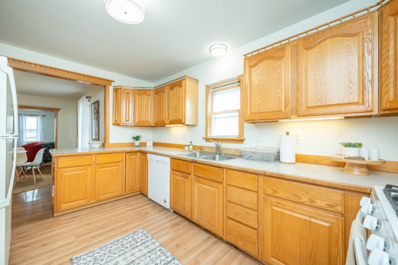 1708 Se 1st St - Photo 5 of 13