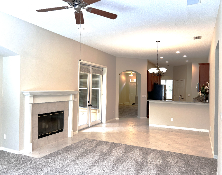 708 Lakeworth Cir - Photo 5 of 12