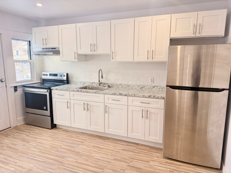 112 Hawthorne Ave #112 - Photo 2 of 10