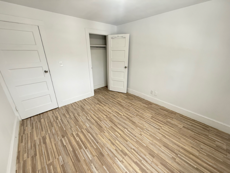 112 Hawthorne Ave #112 - Photo 7 of 10