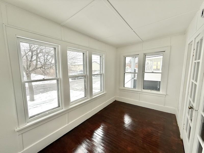 736 N Pearl St #1F - Photo 5 of 11