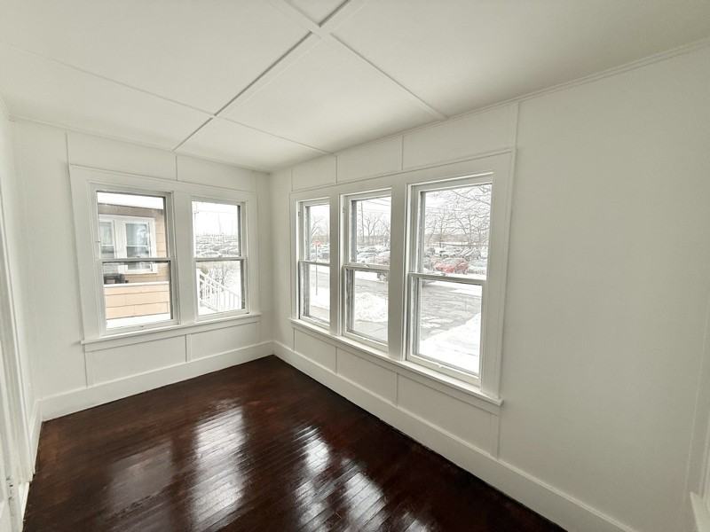 736 N Pearl St #1F - Photo 6 of 11