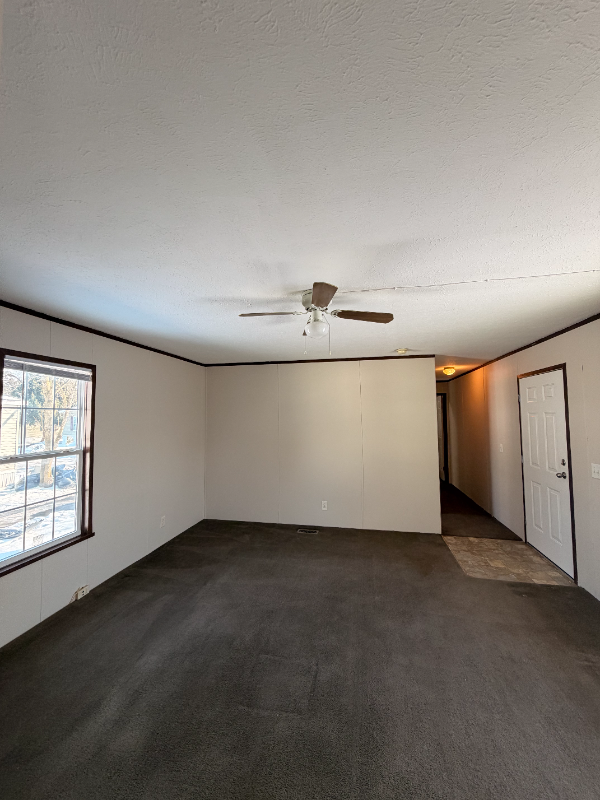 84 Dunlap Cir - Photo 2 of 8