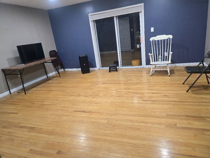 529 Linden Ave #2FL - Photo 2 of 10