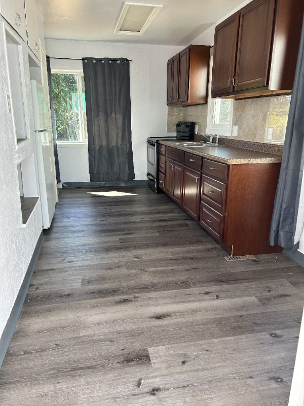 221 9th Ave S - Photo 7 of 7