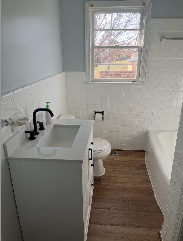 2810 6th Ave - Photo 3 of 9