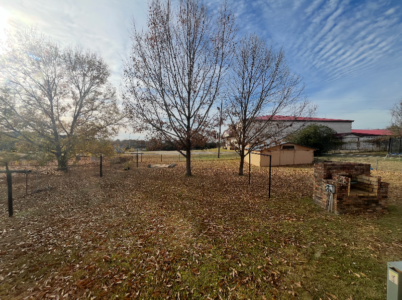 2810 6th Ave - Photo 4 of 9