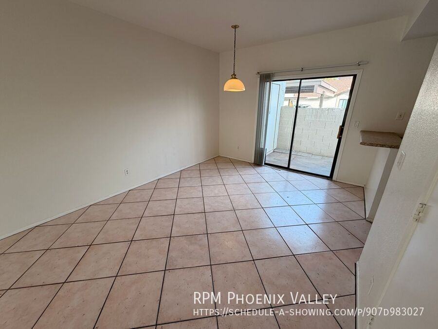 2954 N Oregon St #4 - Photo 4 of 20