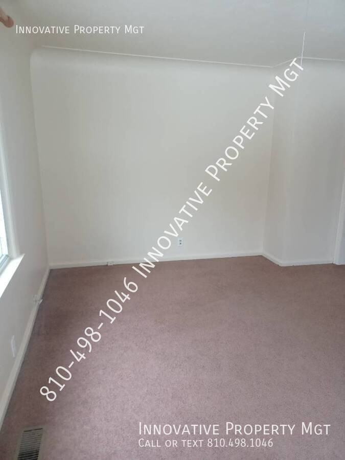 1606 Cronk Ave - Photo 5 of 39