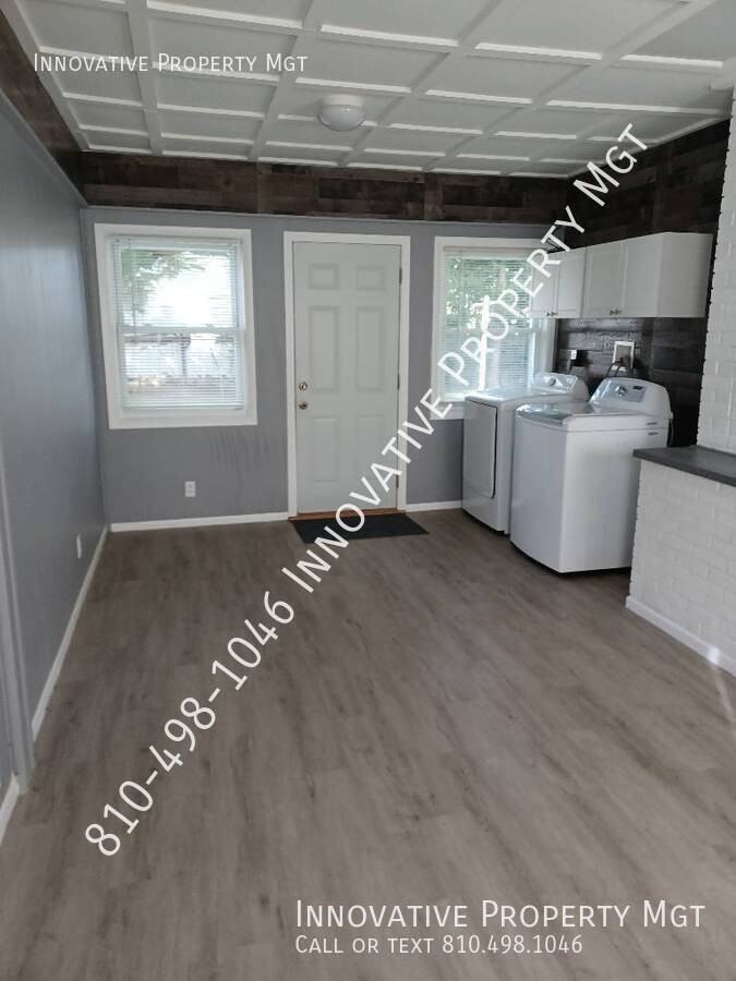 120 E State St #3 - Photo 4 of 12