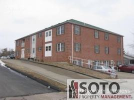 featured image of 720 W Adams St #7