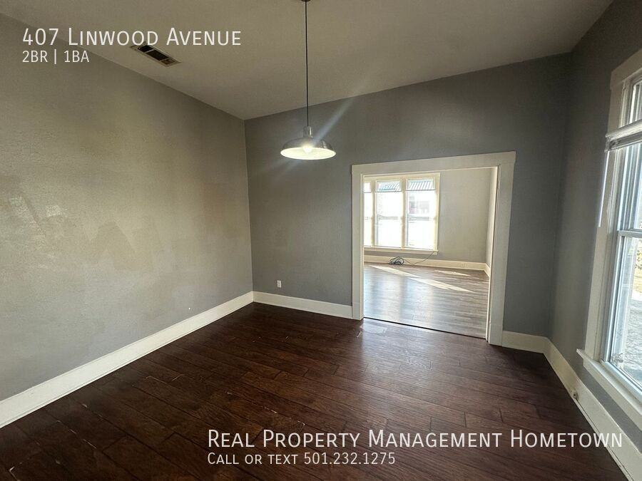 407 Linwood Ave - Photo 4 of 9