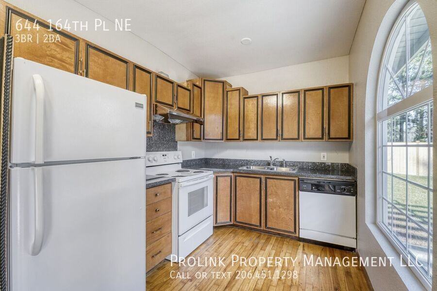 644 164th Pl Ne - Photo 3 of 50