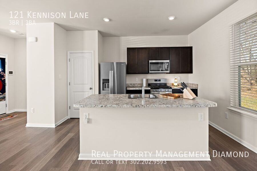 121 Kennison Ln - Photo 7 of 29