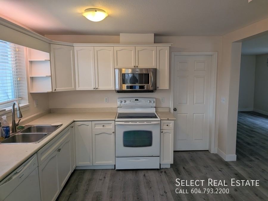 5614 Kathleen Dr - Photo 3 of 21