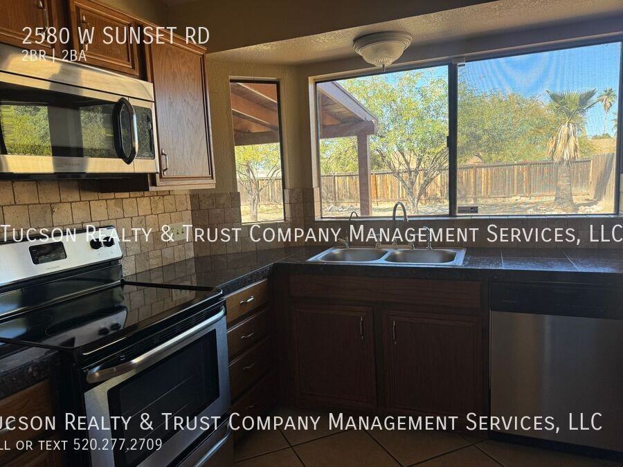 2580 W Sunset Rd - Photo 5 of 14