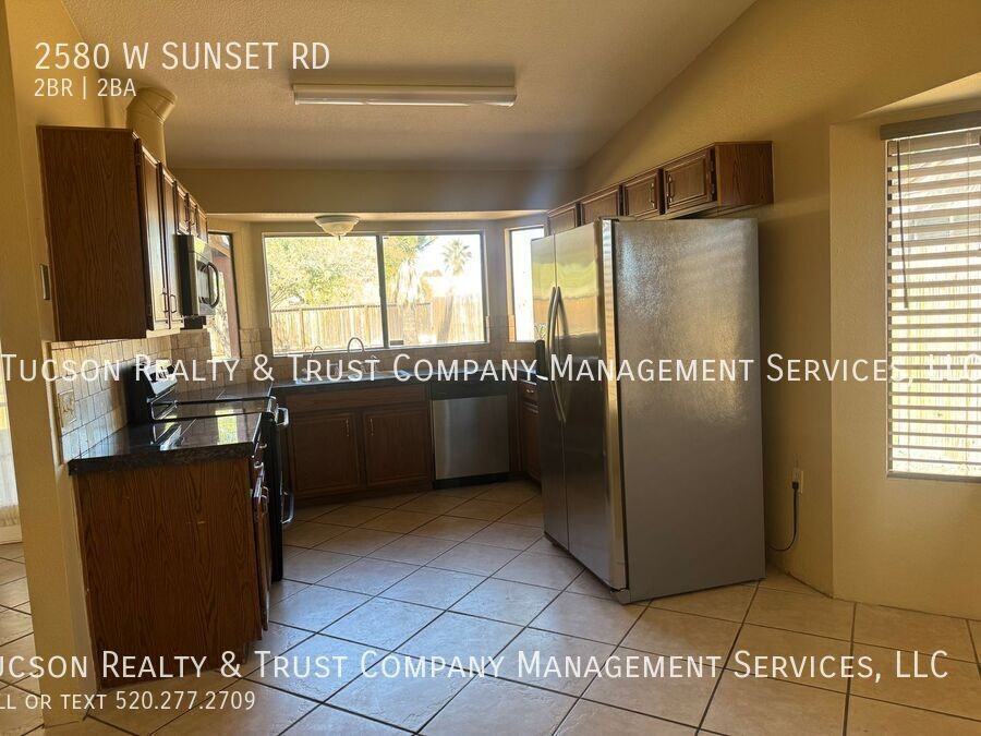 2580 W Sunset Rd - Photo 6 of 14