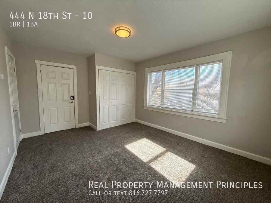 444 N 18th St #10 - Photo 2 of 7