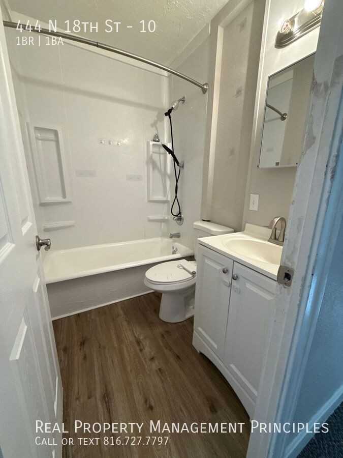 444 N 18th St #10 - Photo 5 of 7