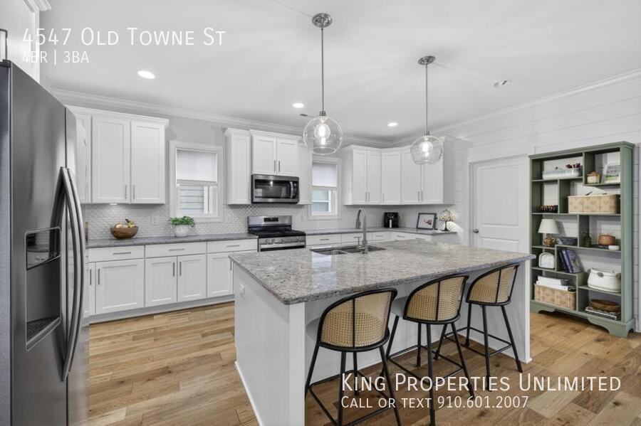 4547 Old Towne St - Photo 5 of 50