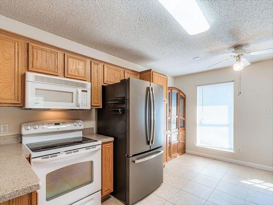 809 Birkhill Trl - Photo 4 of 31