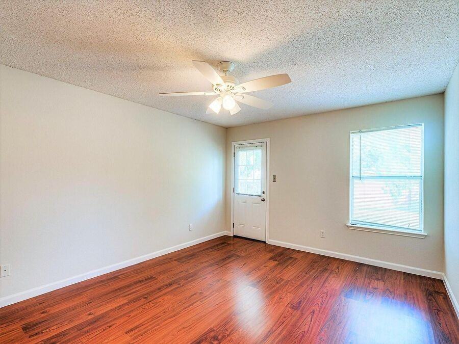 809 Birkhill Trl - Photo 7 of 31
